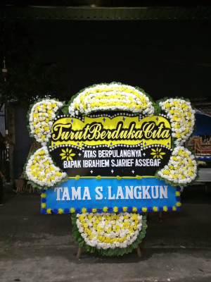 Papan Bunga Duka di Beruntung Baru